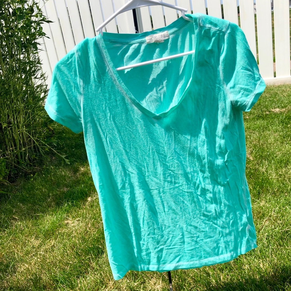 Mint-V-neck